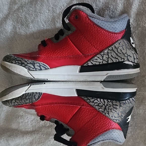 Jordan Retro 3 SE 'UNITE' Kids - Picture 5 of 6